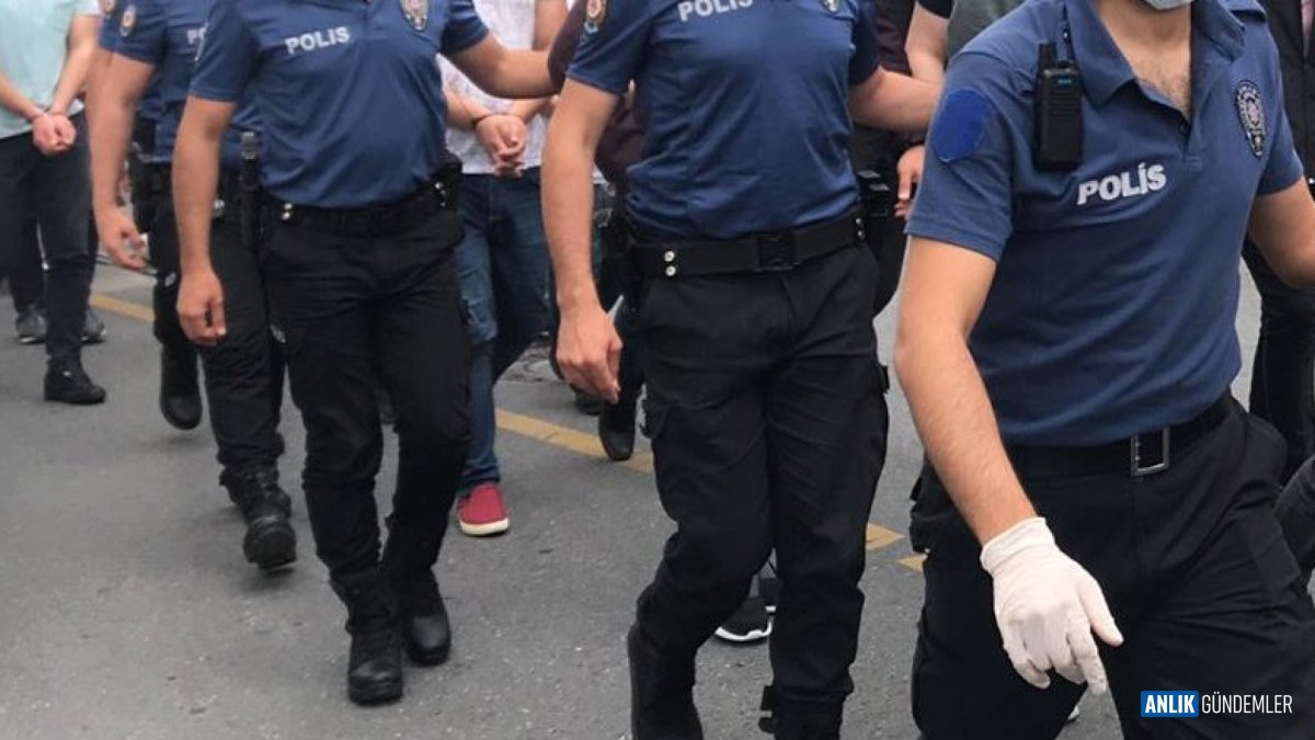 İnternetten Araç Kiralamak İsteyenlere Kötü Haber: Ağları Büyüdü! 5 Milyon TL'lik Dolandırıcılık Deşifre Edildi, 6 Kişi İçeride!