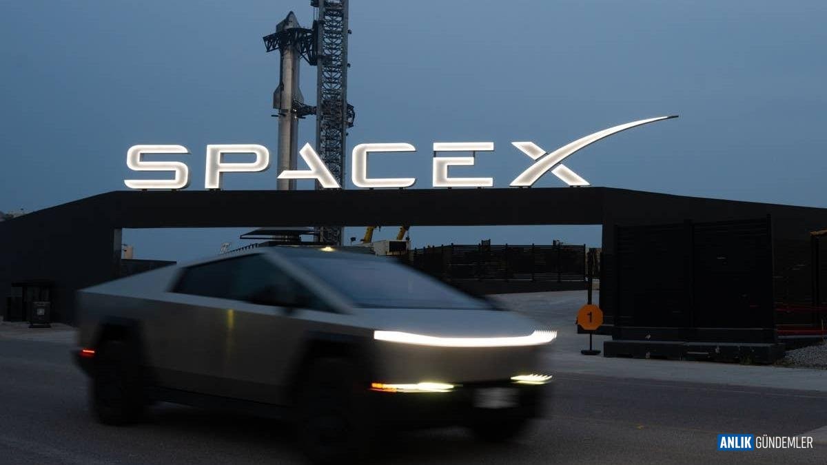 Musk'ın Yeni Hamlesi Şaşırttı: Tesla ve SpaceX Birleşiyor Mu? Cevap Yok!