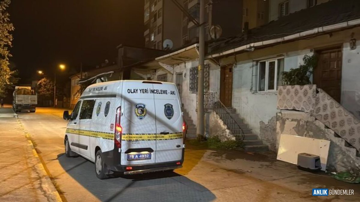 Aşkın Kıskançlıkla Yürek Yakan Son Buluşması: Sevgilisini Ekmek Bıçağıyla Yaralayan Kadın Polisi Harekete Geçirdi!