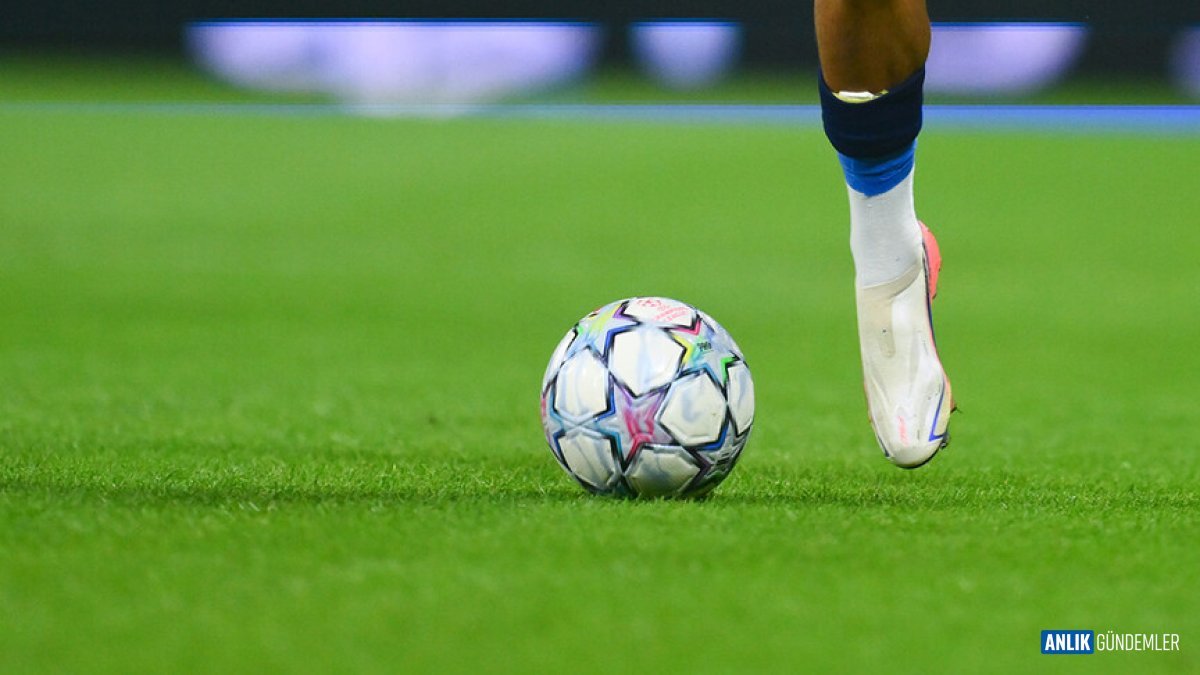 Şampiyonlar Ligi Play-Off'ları Bitti: Devler Sahneye Çıkıyor! Hangi Takımlar Kura Çekimine Kalmaya Hak Kazandı?