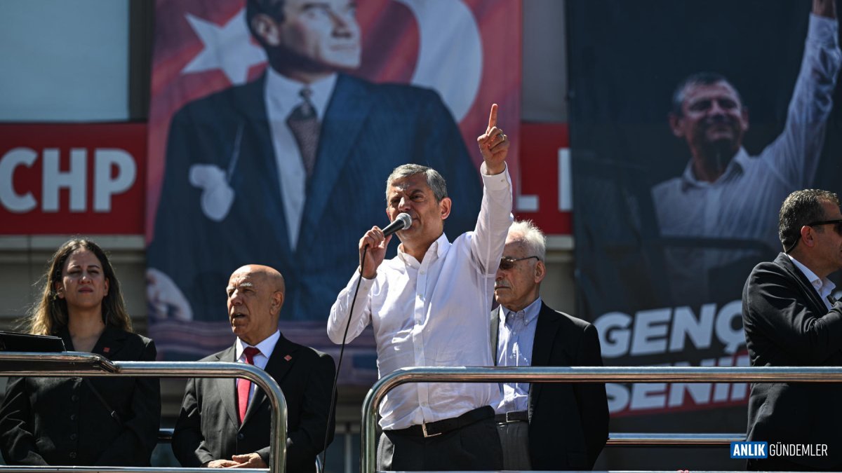 CHP'de YENİ DÖNEM mi Başlıyor? Kılıçdaroğlu Dönüşü Sonrası Gözler Kurultayda: İmza Harekatı ve MYK Toplantısı Detayları Açıklanıyor!