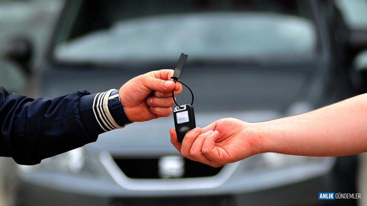 İkinci El Otomobil Savaşları Kızışıyor: '6 Ay-6 Bin KM' Kuralı Tarih mi Oluyor? Son Karar Şaşırttı!