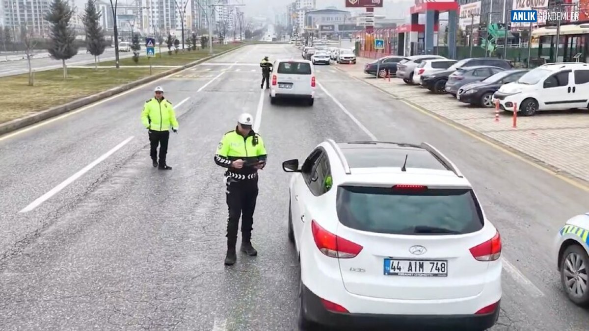Bakan Çiftçi'den Yürek Dağlayan Bayram Mesajı: 'Bir Sandalye Eksik Kalmasın Diye Nöbetteler!'