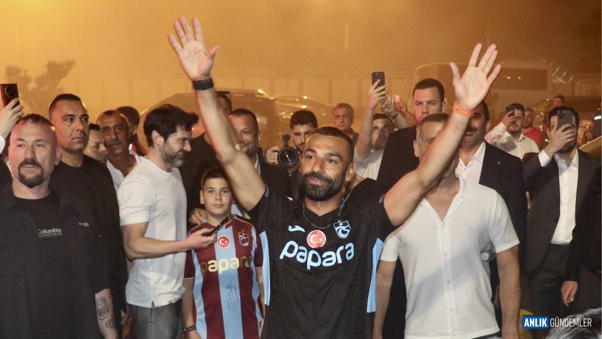 Dünya Nefesini Tuttu: Mısır Piramitleri Trabzon'a İnşa Ediyor! Salah Transferiyle Tarih Yazıldı!