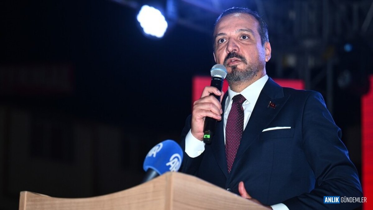 Zafer Bayramı'nda Tarihi Buluşma: AK Parti'den 'Güçlü Türkiye' Vurgusu!