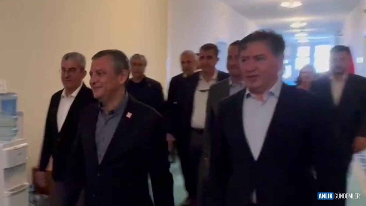 CHP'de İmzalar Havada Uçuşuyor: Kurultay Talebi Yükseliyor mu? Kılıçdaroğlu'na Ağır İddialara Tepki Büyüyor!