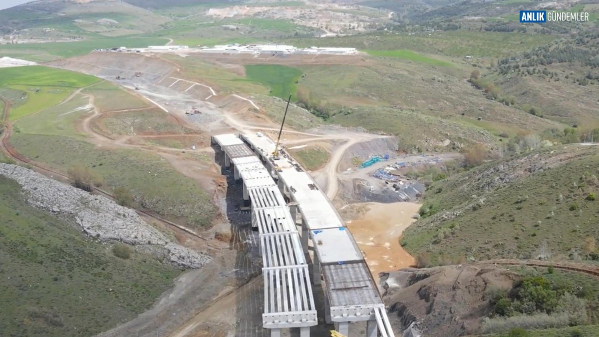 Anadolu'nun Kilidi Açılıyor: 42 Şehri Dev Bir Otoyolla Birbirine Bağlıyor!