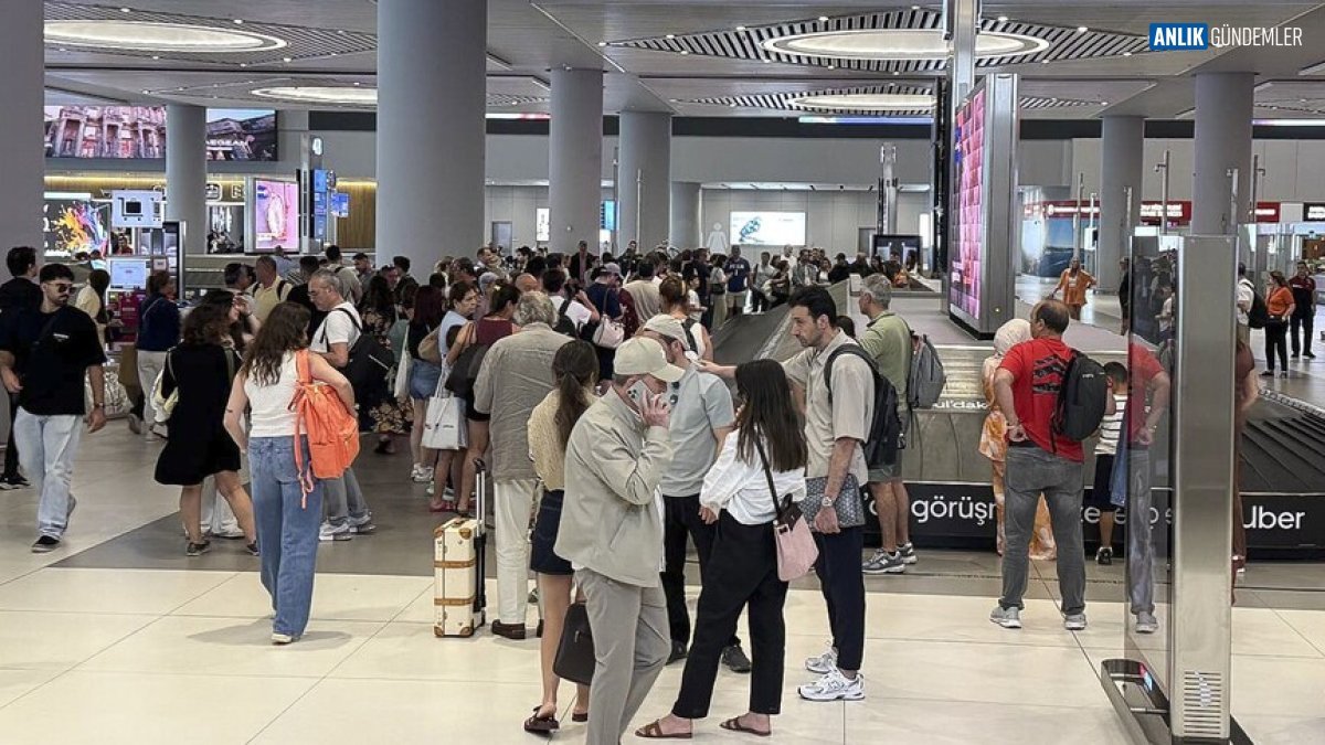 Rekor Kapıda! İstanbul Havalimanı Tarihi Günlere Hazırlanıyor: Yolcu ve Uçuş Sayıları Fırlıyor!