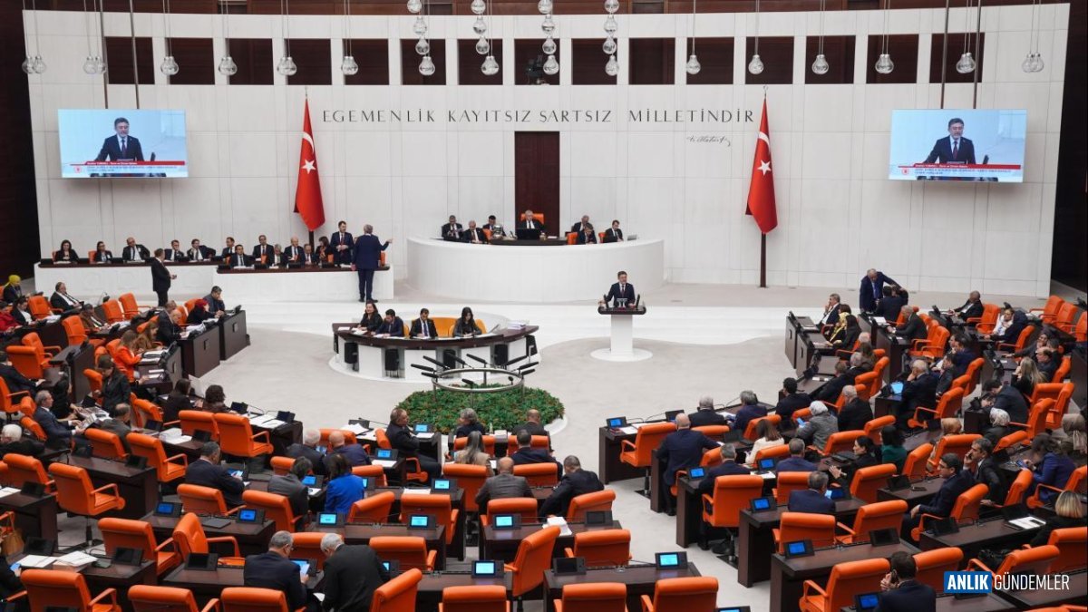 TBMM'de Çarşaf Liste! Bu Hafta Meclis'i Neler Bekliyor? İşte Detaylar...