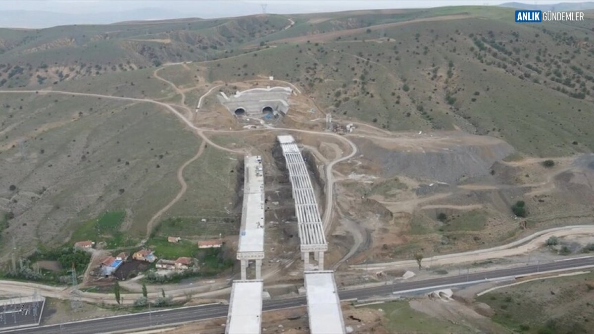 TÜRKİYE'NİN KAFKASYA VE ORTA DOĞU'YA AÇILAN KÖPRÜSÜ HAZIRLANIYOR: Ankara-Kırıkkale-Delice Otoyolu'nda İnanılmaz İlerleme!