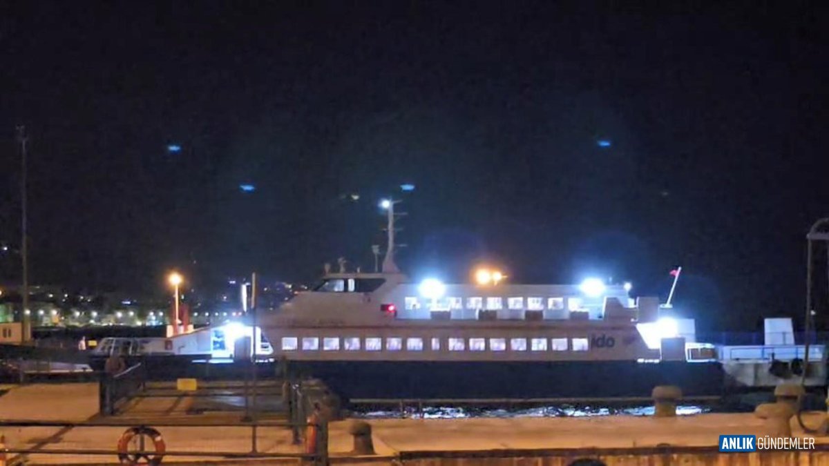 Marmara Denizi'nde Kan Donduran Anlar: Feribot İskele Duvarına Çarptı, Yolcular Nefes Kesti!