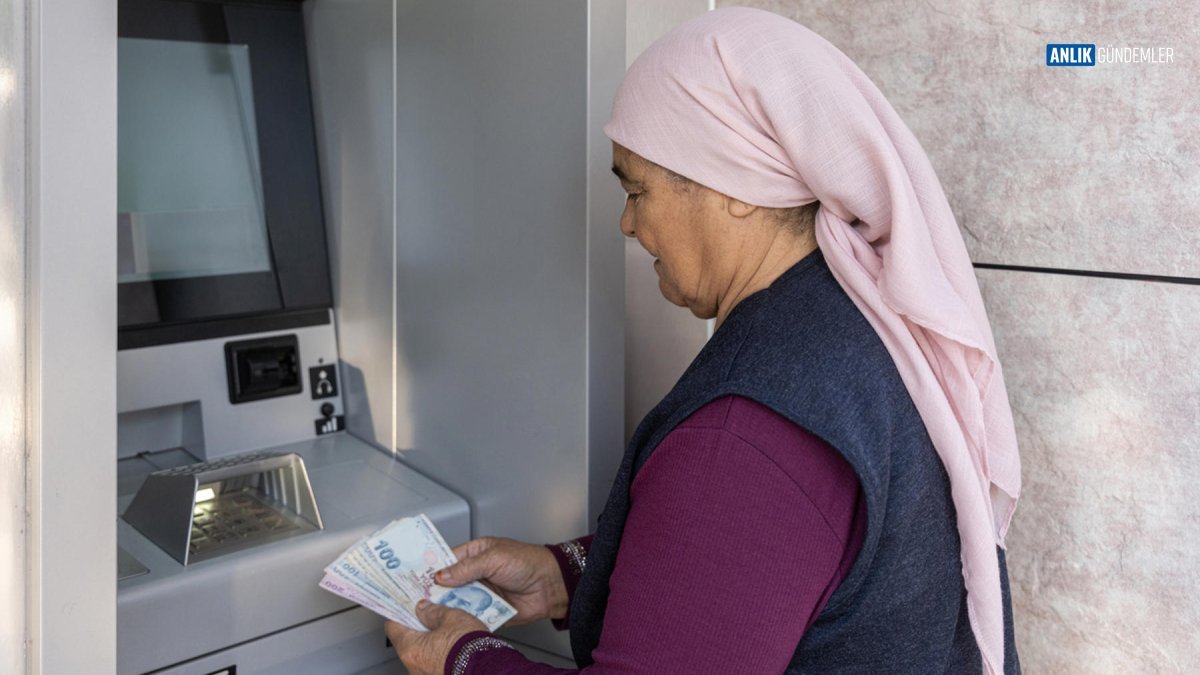 Milyonlarca Emeklinin Yüzünü Güldüren Haber: Kurban Bayramı Öncesi Maaşlar ve İkramiyeler Hesaplarda!