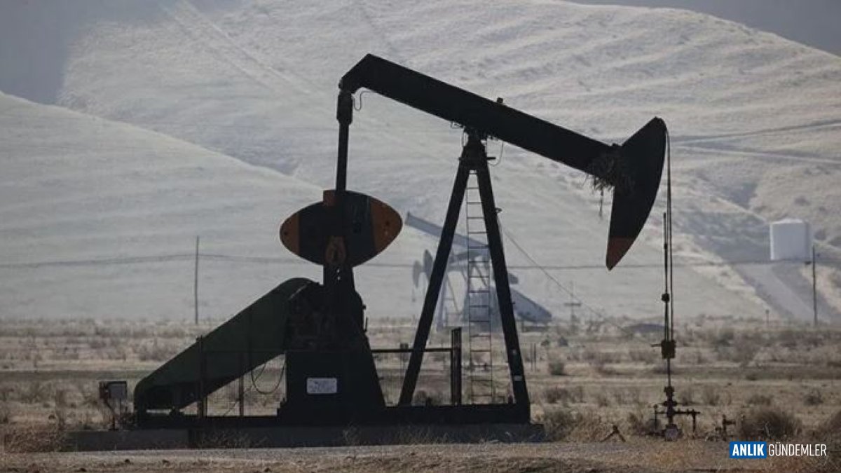 İran-ABD Geriliminde Şaşırtan Dönüş: Petrol Fiyatları Beklenmedik Bir Şekilde Düşüşte! Trump'ın Geri Adım Sinyali mi?