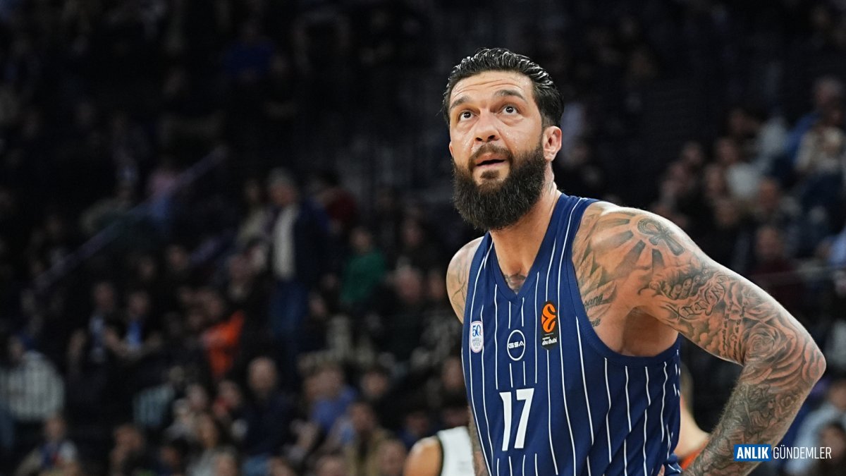 Anadolu Efes Yıldızına Kavuşamıyor: Sahalardan 9 Ay Uzak Kalacak! Fenerbahçe Maçında Kabus Yaşandı