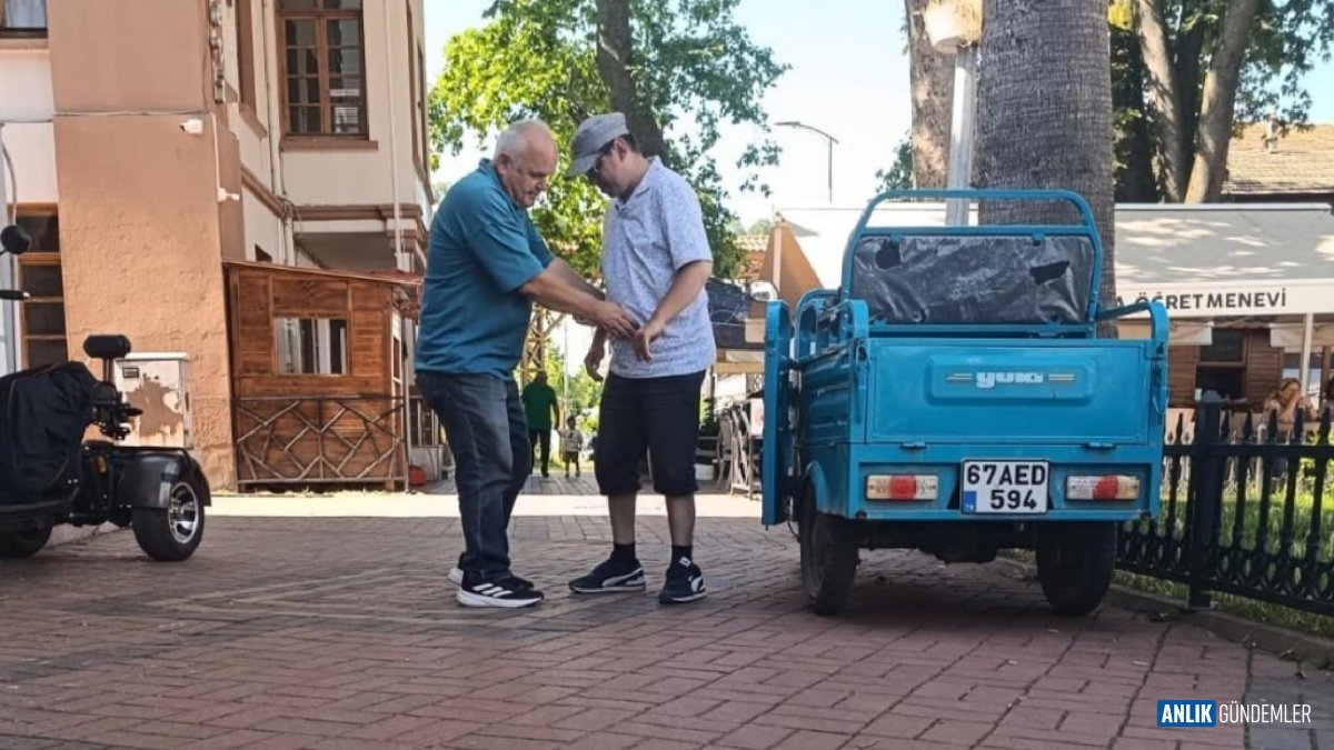 Oğlunun Hayatını Adadı: Babaların En Büyük Fedakârlığı Babalar Günü'nde Duygulandırdı!