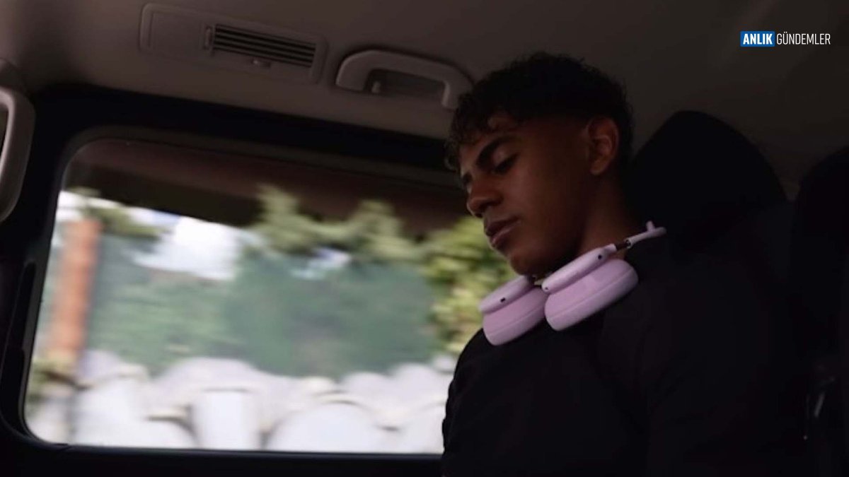Futbol Yıldızı Lamine Yamal'dan Beklenmedik Sızıntı: Apple'ın Yeni Beats Kulaklığı Görüntülendi