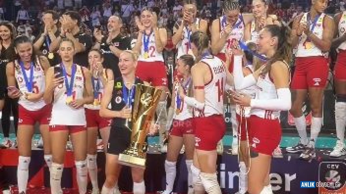 Tarihi Zafer! Filenin Sultanları Bir Kez Daha Avrupa'yı Salladı, Gururumuz Oldu!