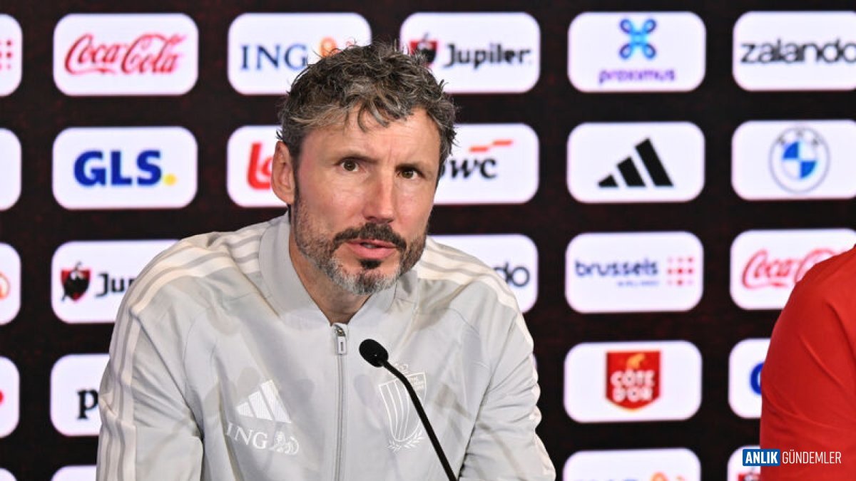 Van Bommel'den Türkiye Maçı Sonrası Çarpıcı Sözler: "Oyuncularım Doğru Yerde Oynadı Ama..."